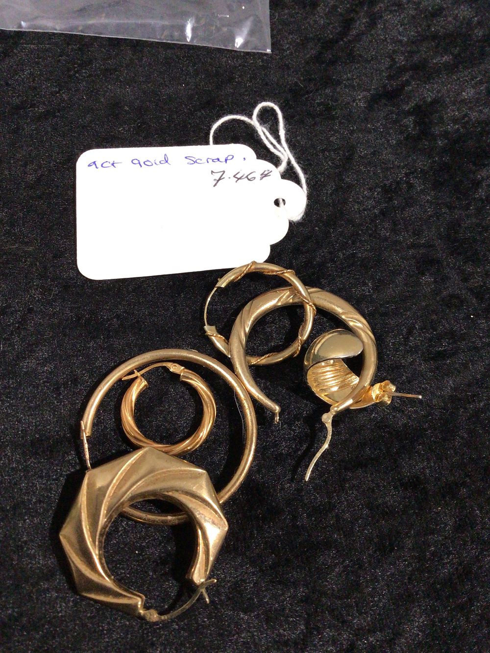 Lot 412: A Collection of 9ct Gold Earrings, for Scrap