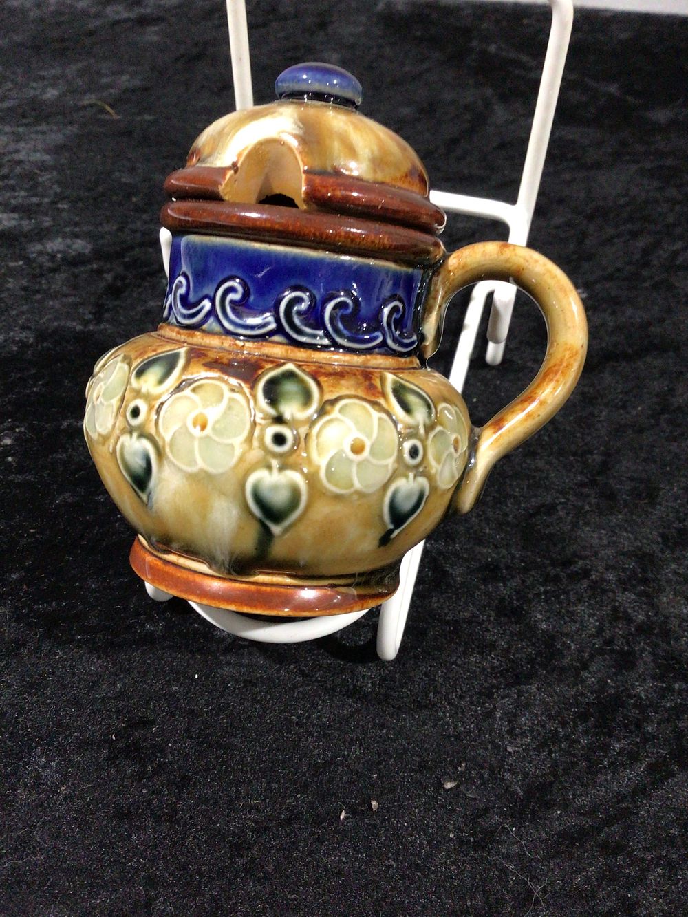 Lot 197: Doulton Lambeth Stoneware Mustard Pot, circa 1880s