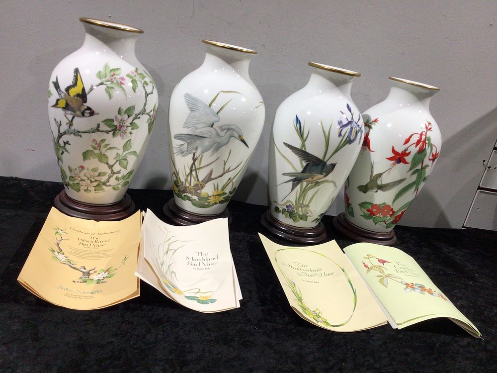 Lot 328: A Set of Four Franklin Porcelain Bird Vases by Basil Ede