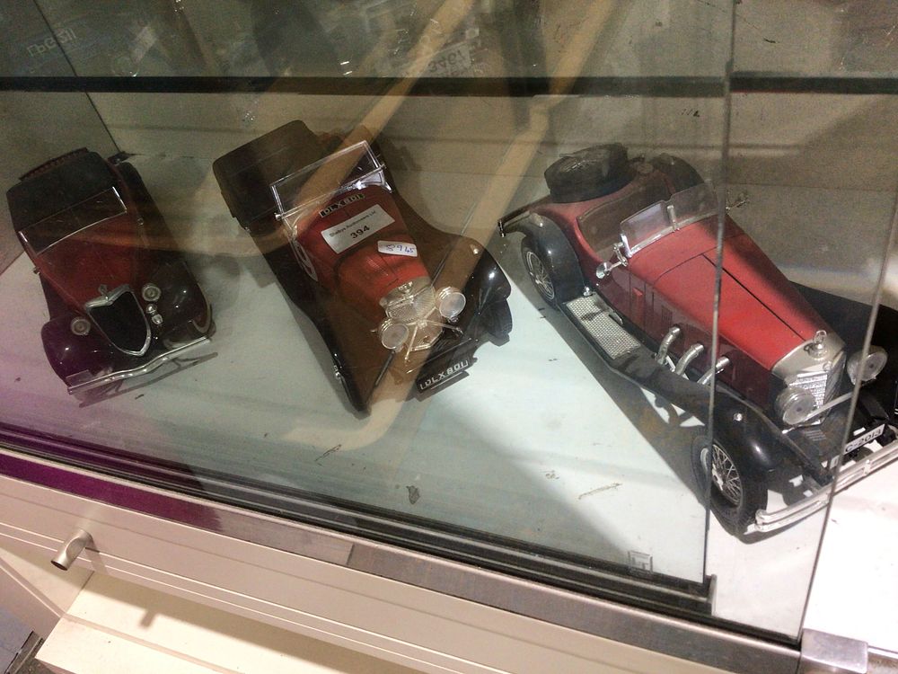 Lot 394: A Burago Mercedes-Benz SSK Vintage Model Car