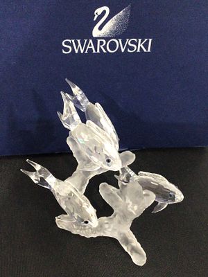 Swarovski Crystal 'School of Fish' Figurine, Model 666355. A Swarovski crystal 'School of Fish' 