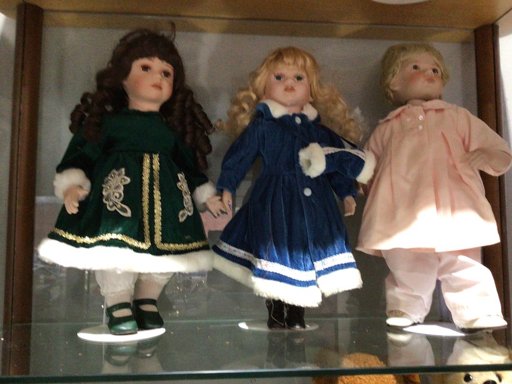 Lot 302: A Group of Three Vintage Collectible Porcelain Dolls