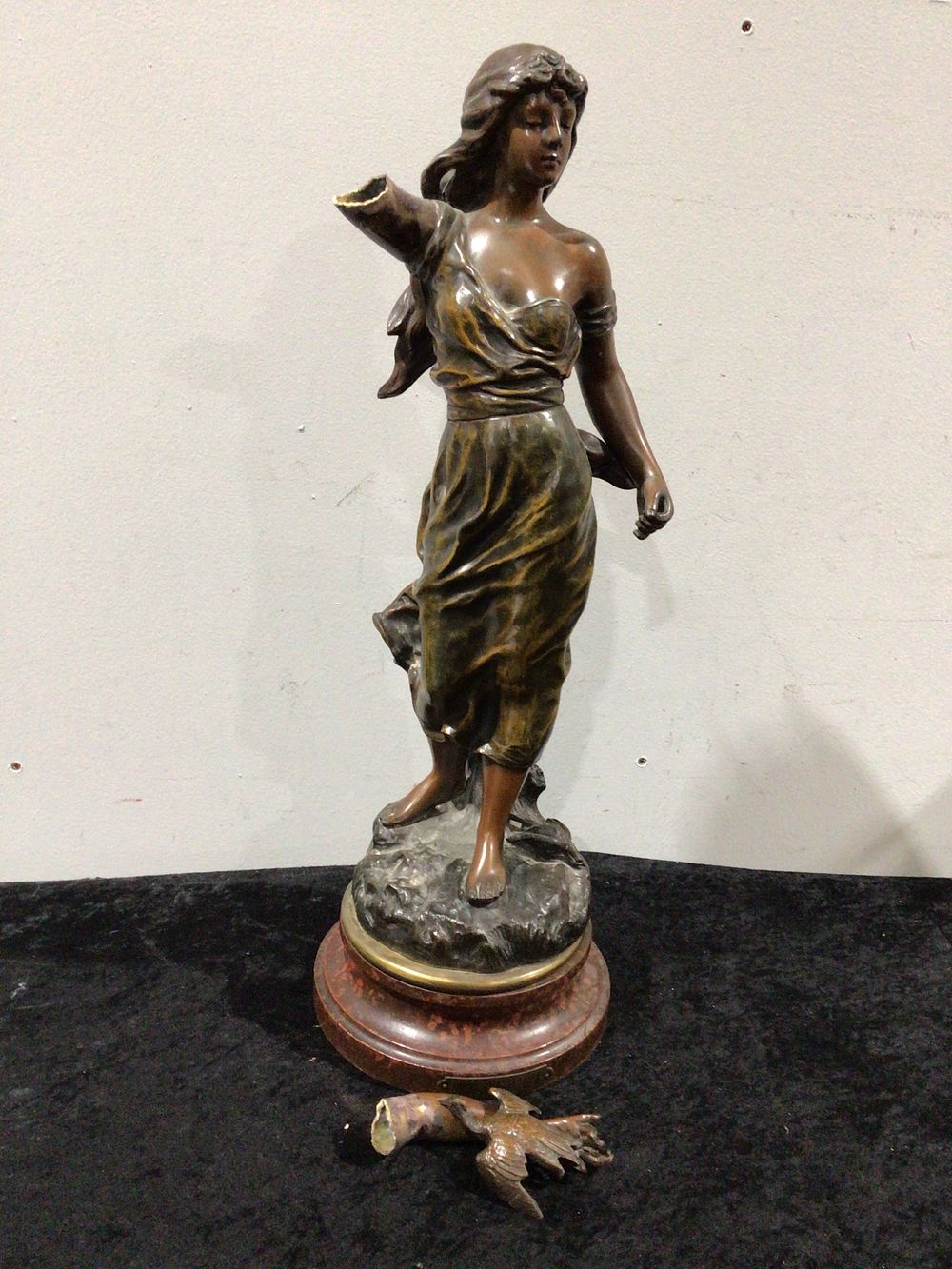 Lot 214: A Late 19th/Early 20th Century Spelter figure