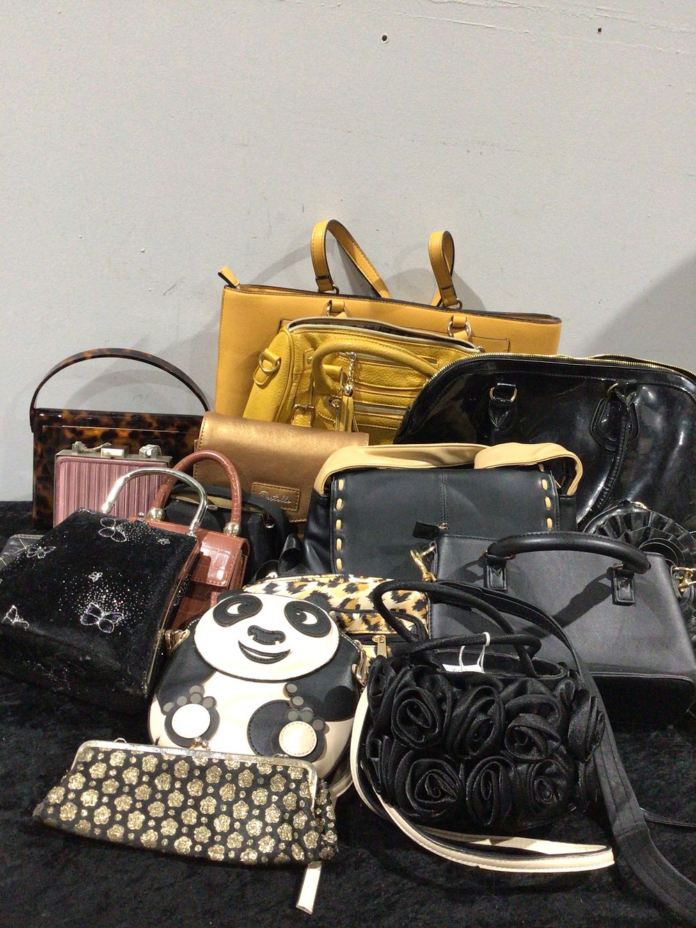 Lot 252: A Collection of Women's Handbags and Clutches, Mixed Materials and Styles
