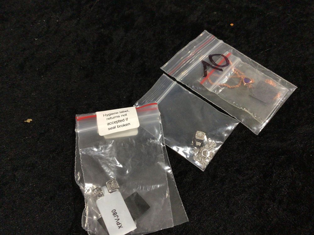 Lot 342: Three Silver Jewellery Ware Items