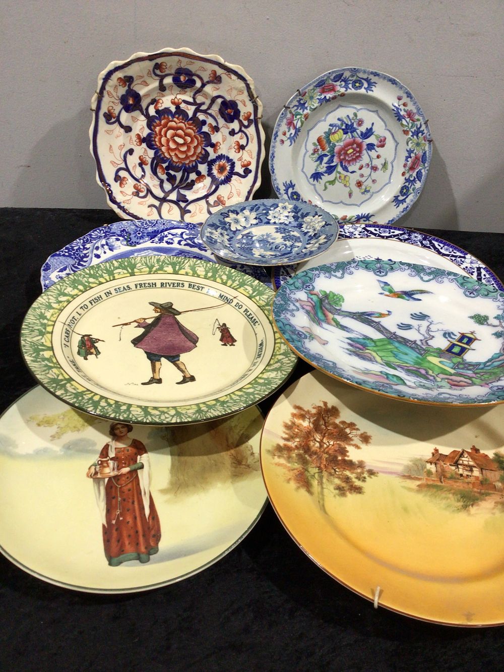 Lot 433: A Varied Collection of Eight Decorative Ceramic Plates and One Shallow Bowl, Late 19th to Early 20th Century