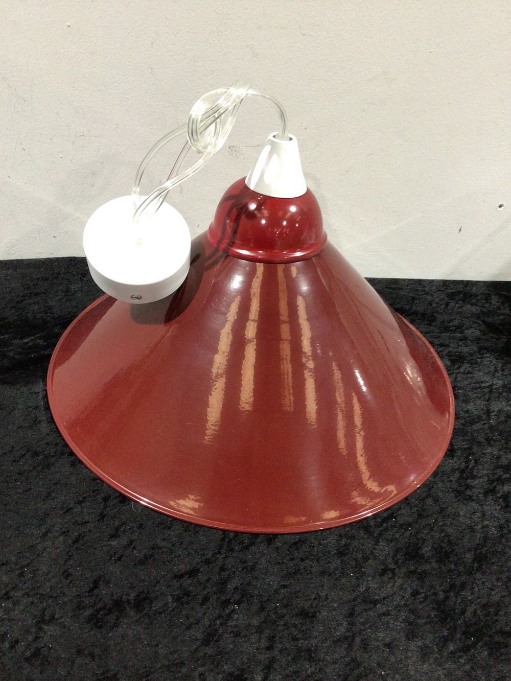 Lot 152: ten Red Fisherman Style Enamel Pendant Lights new