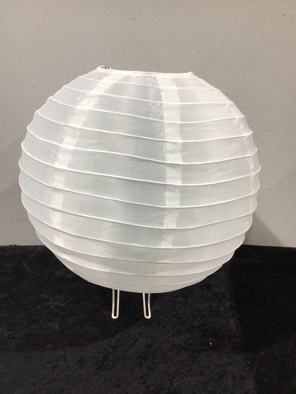 Lot 218: A Lot of 60 White Round Paper Lanterns, 14 Inch