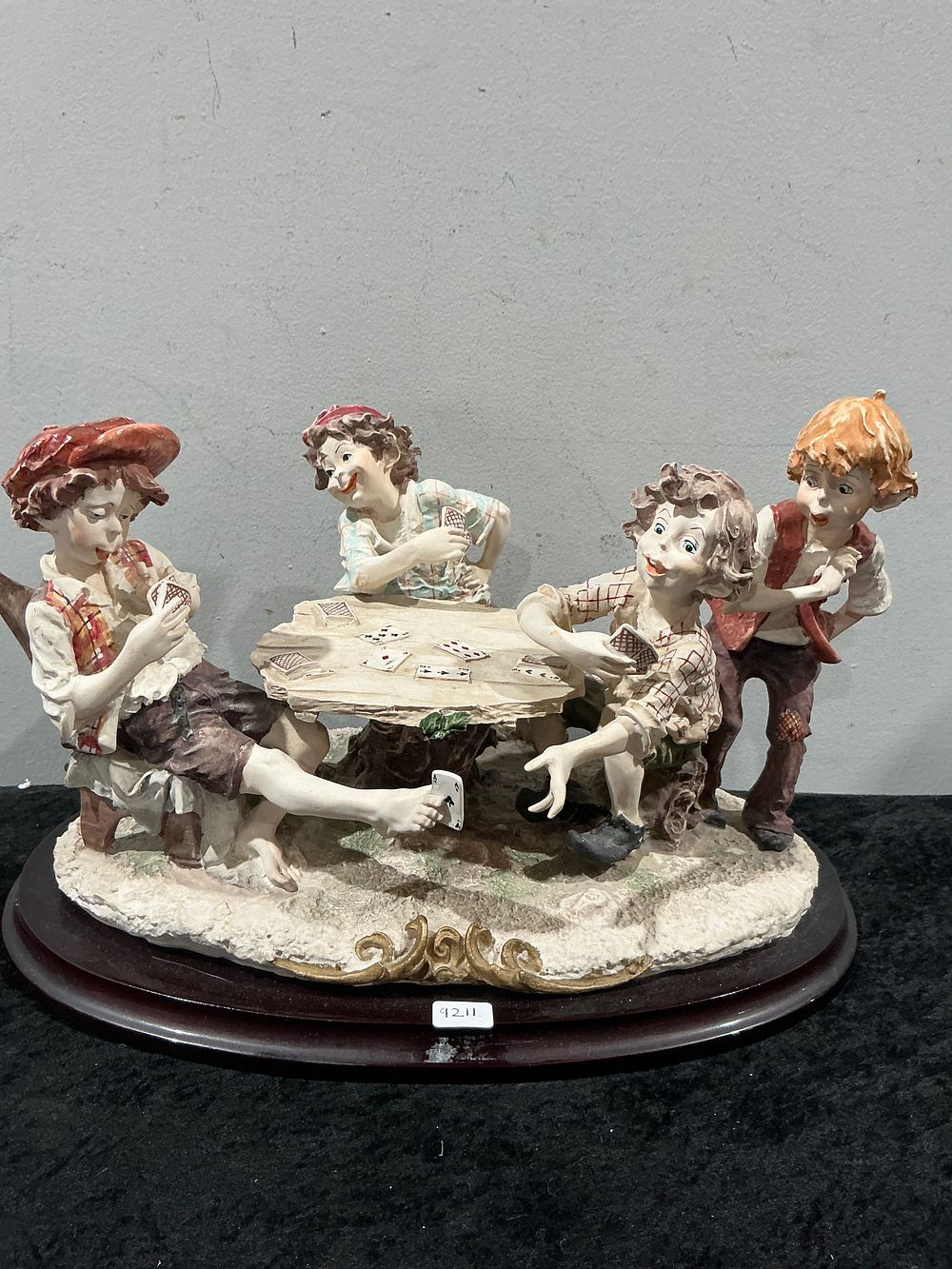 Lot 404: Giuseppe Armani Capodimonte Sculpture The Cheats Four Boys Playing Cards