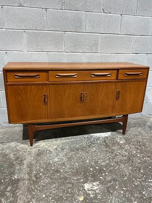 Mid-Century Modern Teak Fresco Sideboard by G-Plan, circa 1960s. A classic Mid-Century Modern 