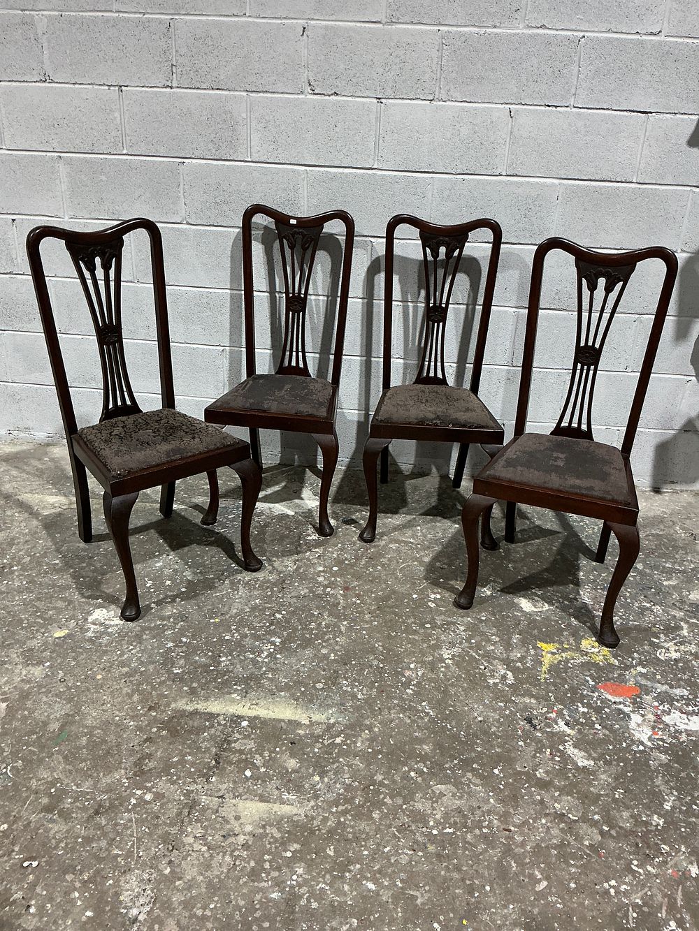 Lot 169: A Set of Four Edwardian Mahogany Side Chairs in the Queen Anne Revival Style