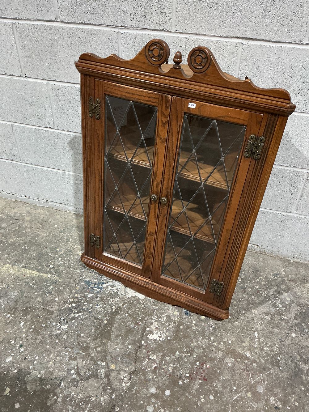Lot 173: An Old Charm Oak Hanging Corner Cabinet by Wood Brothers