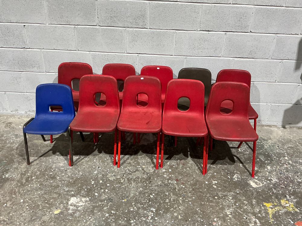 Lot 174: A Collection of Classroom Student Stacking Chairs