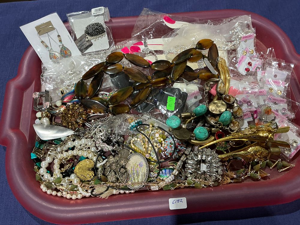 Lot 201: Large Assorted Collection of Vintage and Contemporary Costume Jewellery, Various Styles and Materials