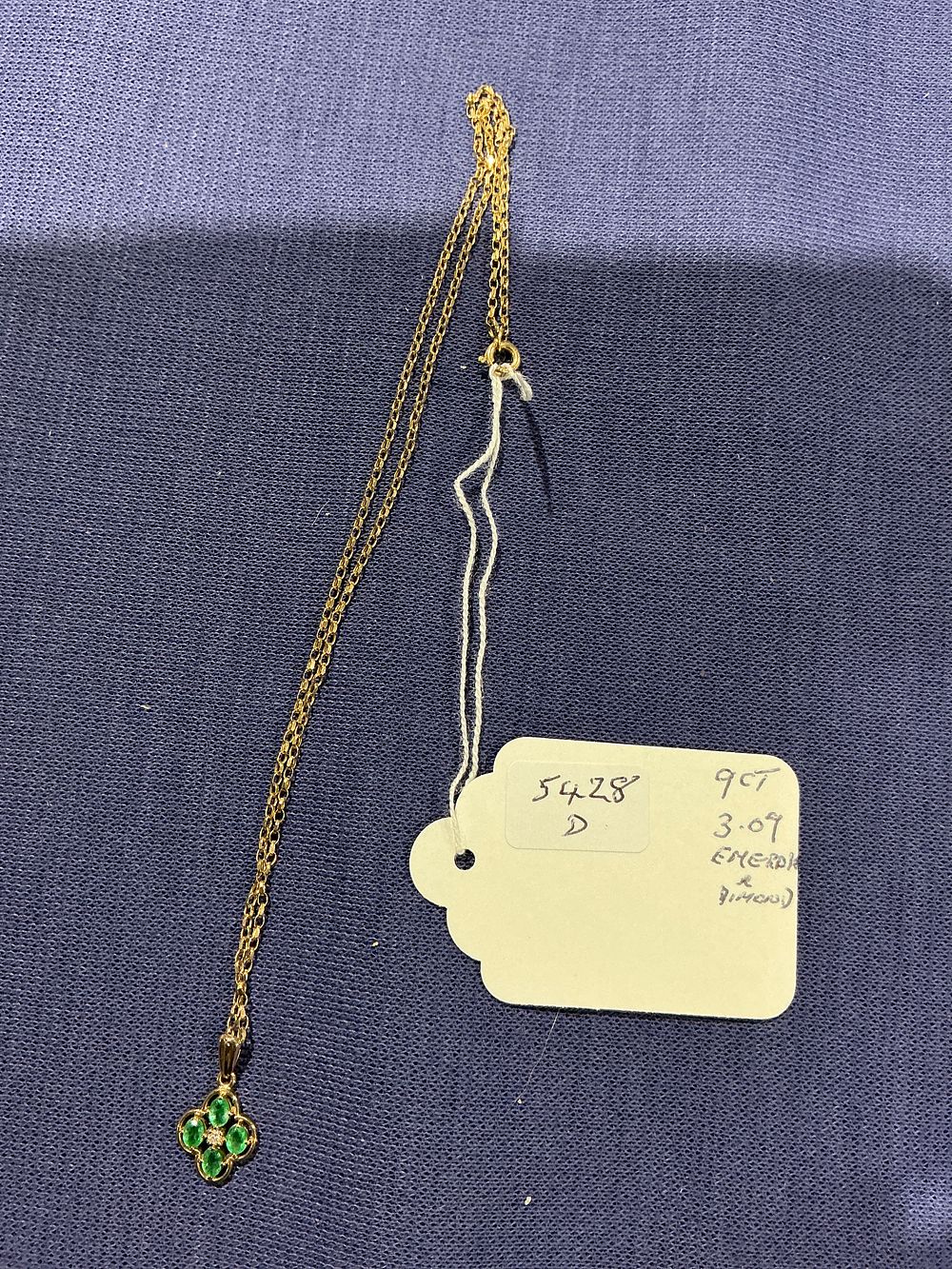 Lot 220: 9ct Yellow Gold Pendant Necklace with Emerald and Diamond Quatrefoil Cluster