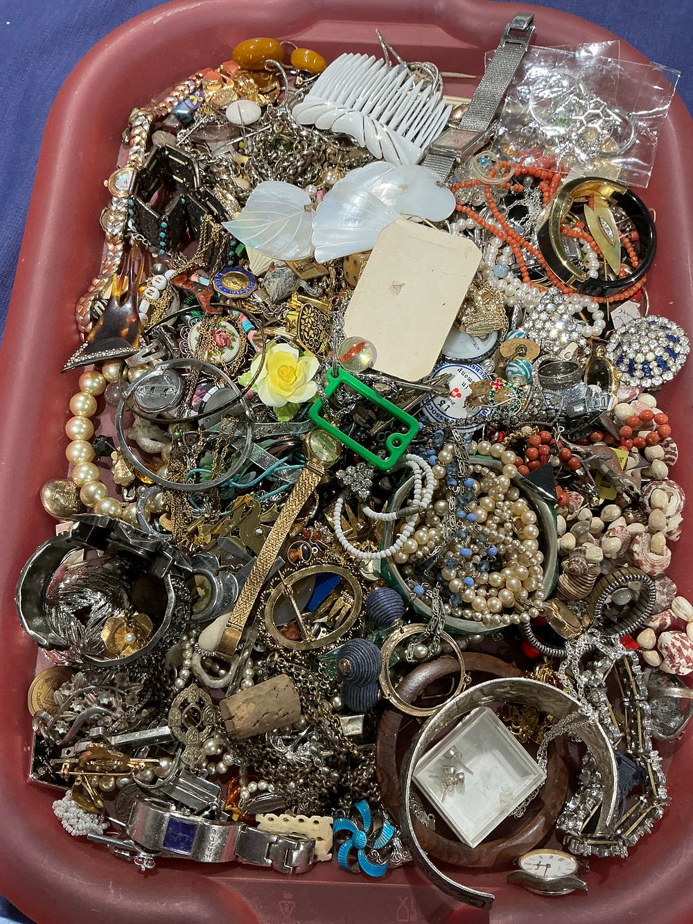 Lot 221: Mixed Metal and Multi-Material Costume Jewellery Estate Lot, Featuring Vintage Brooches, Simulated Pearls, and Wristwatches