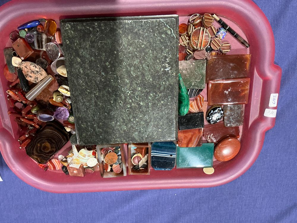 Lot 235: A varied collection of semi-precious lapidary specimens and worked stones
Category: Art Nouveau & Art Deco