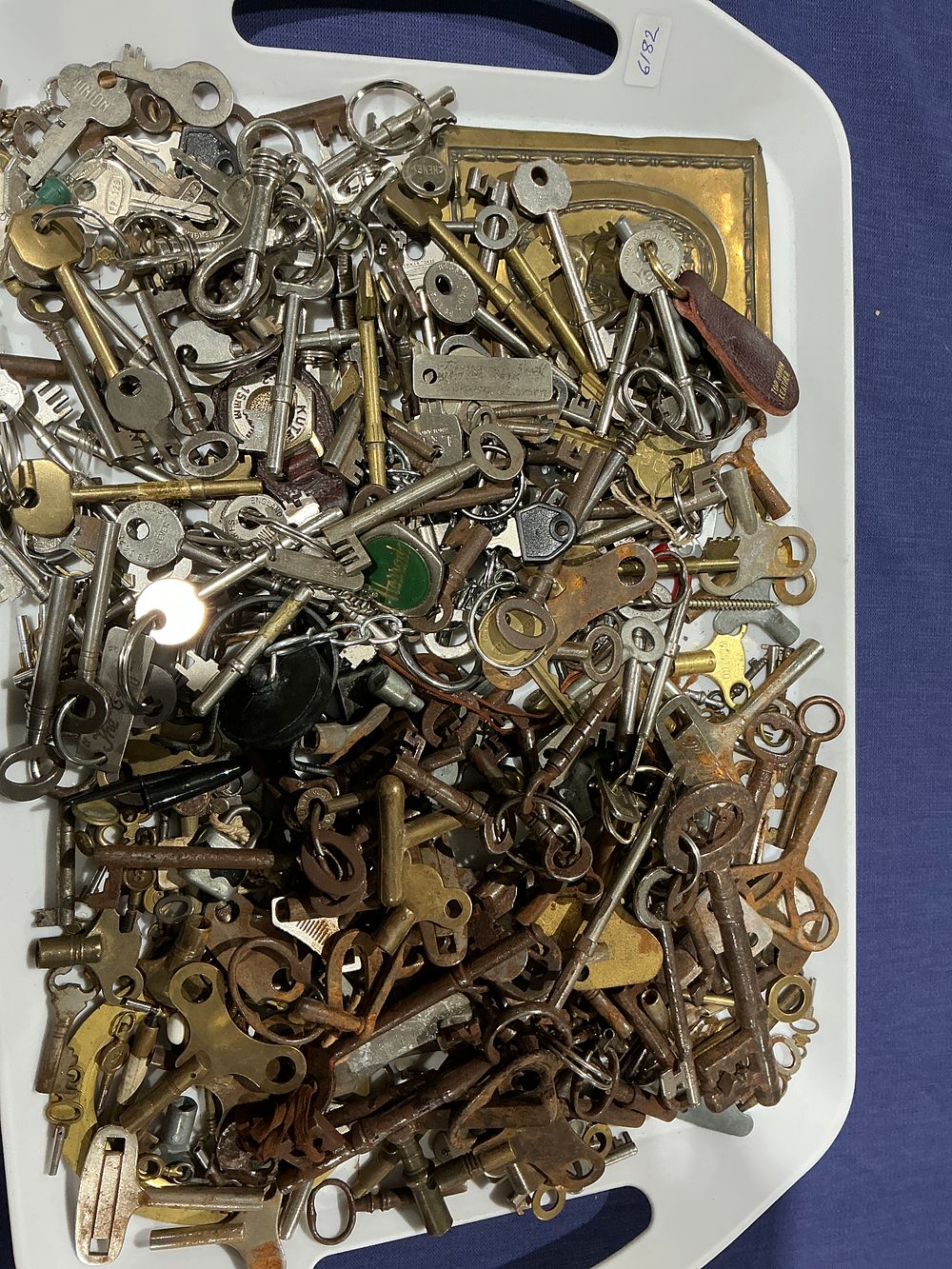 Lot 242: Mixed Metal Collection of Antique and Vintage Skeleton, Barrel, and Clock Keys
