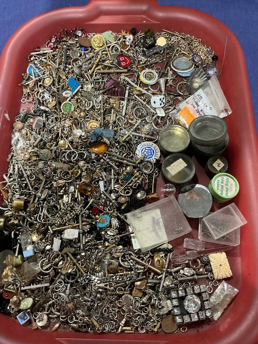 Lot 246: Mixed Metal Costume Jewellery Spares and Repairs Lot Featuring Pocket Watch Keys and Findings