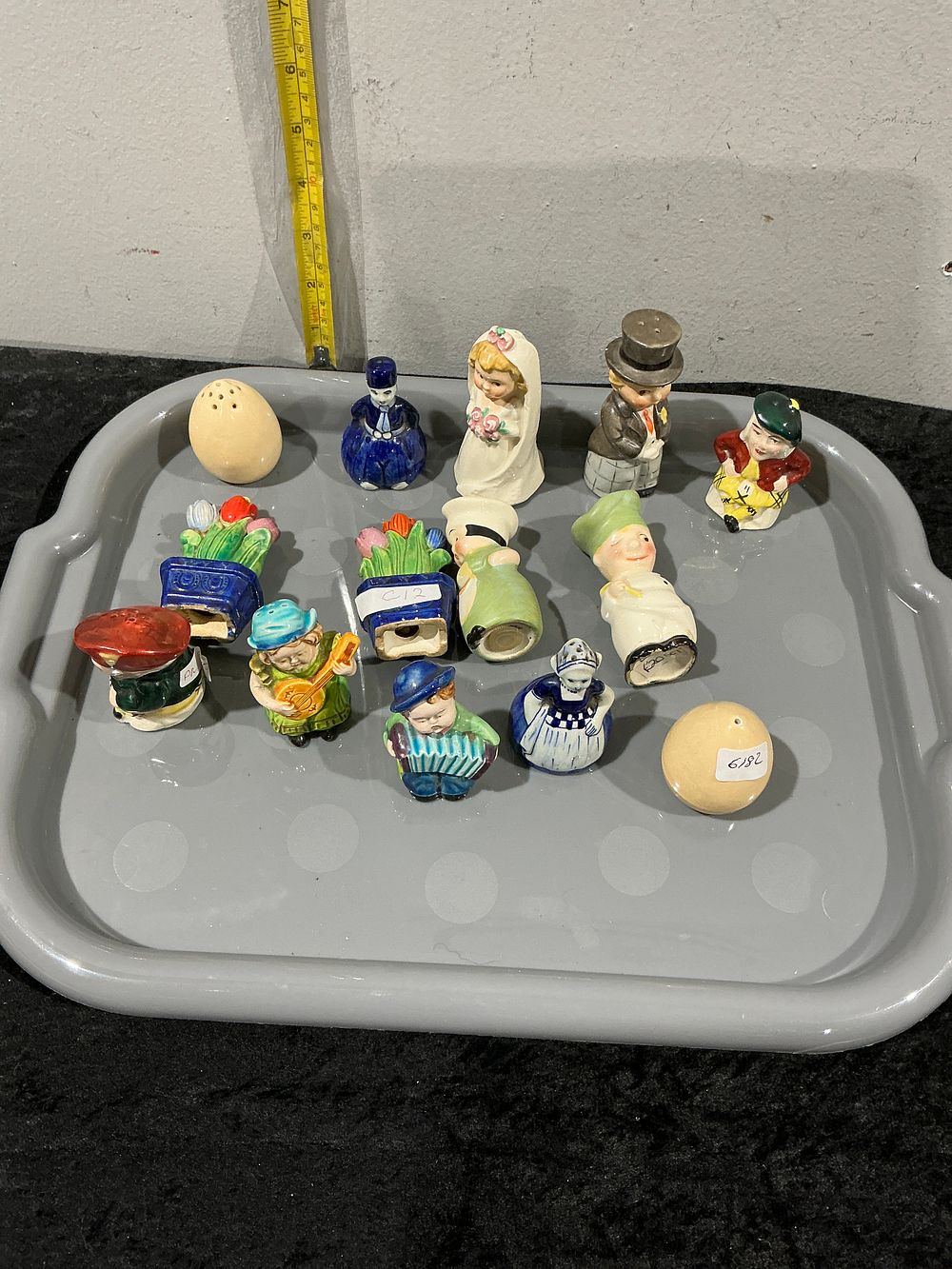 Lot 284: Unmarked, Collection of Vintage Ceramic Figural Salt and Pepper Shakers