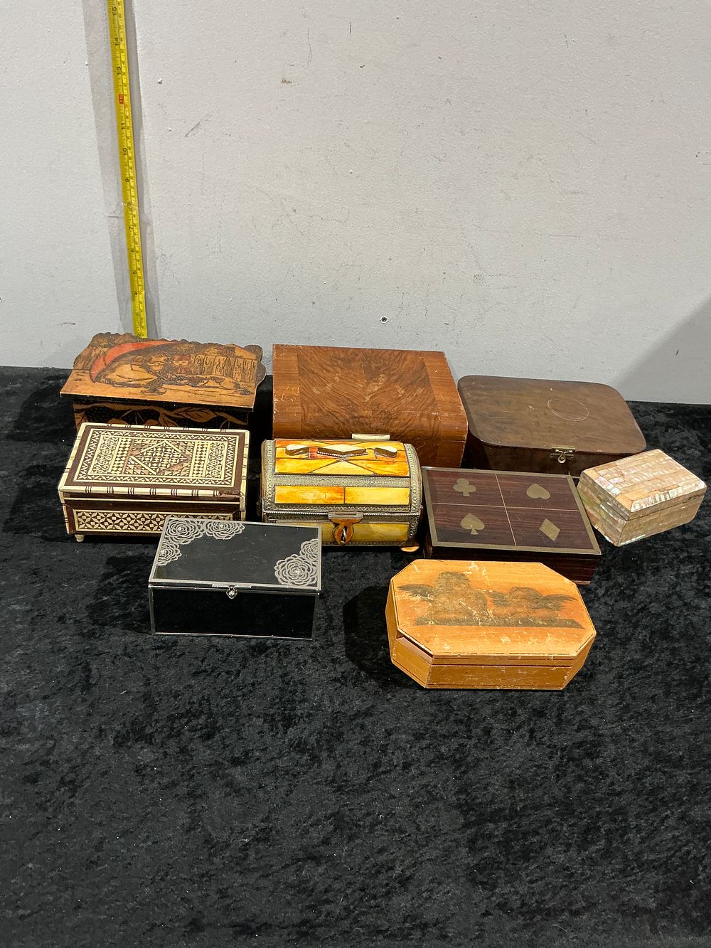 Lot 329: A Collection of Nine Assorted Decorative Trinket Boxes and Tea Caddies, 19th and 20th Century