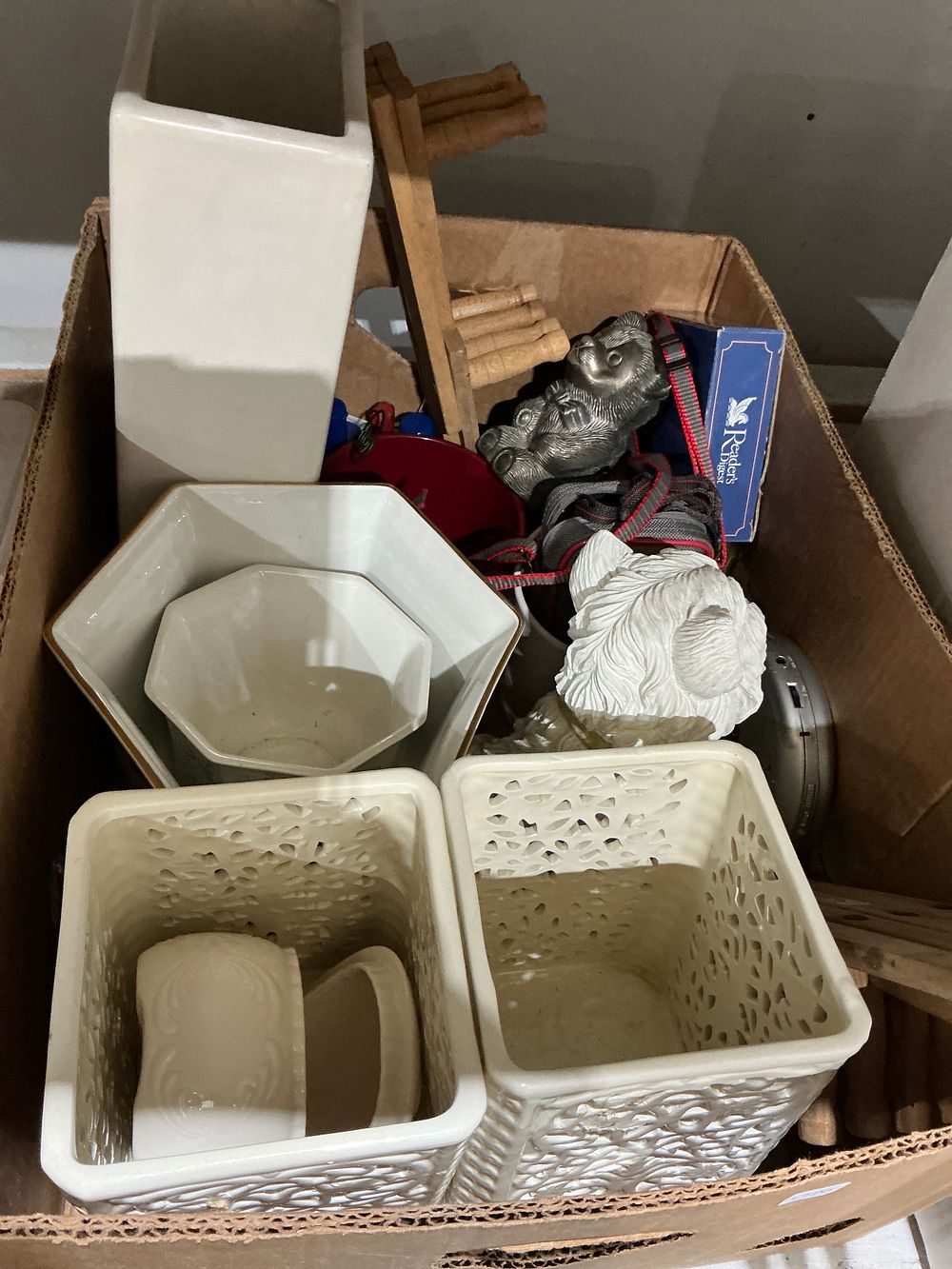 Lot 368: A collection of decorative ceramics and miscellaneous household items including reticulated vessels and figurines

Category: Ceramics