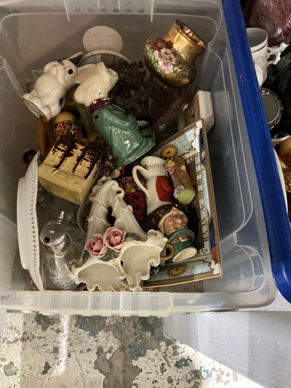 Lot 370: A Collection of Assorted Decorative Ceramics and Glassware
Category: Ceramics