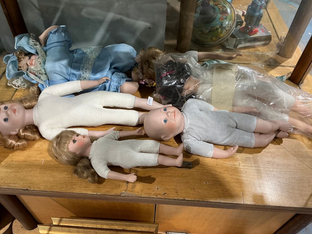 Lot 401: Assorted Collection of Vintage-Style Porcelain and Composite Dolls, Late 20th Century