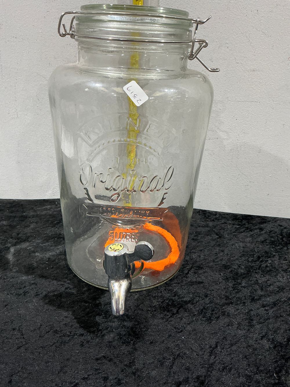 Lot 265: Kilner 5-Litre Glass Beverage Dispenser, Vintage Style with Chrome Spigot