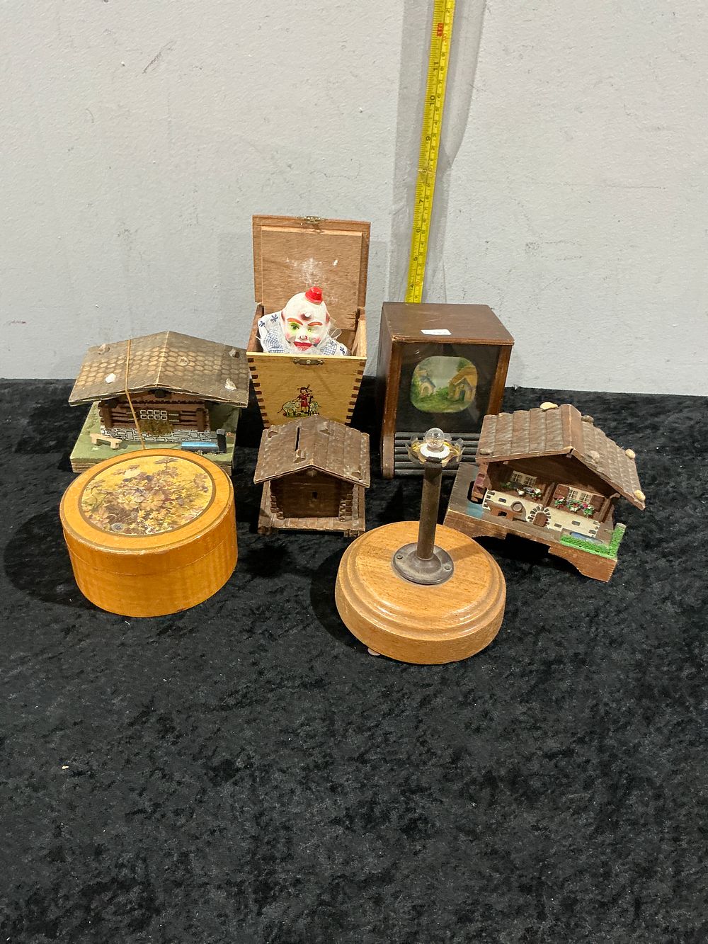 Lot 422: European School, mid-20th Century, 'A Collection of Musical Boxes and Novelty Dioramas'
