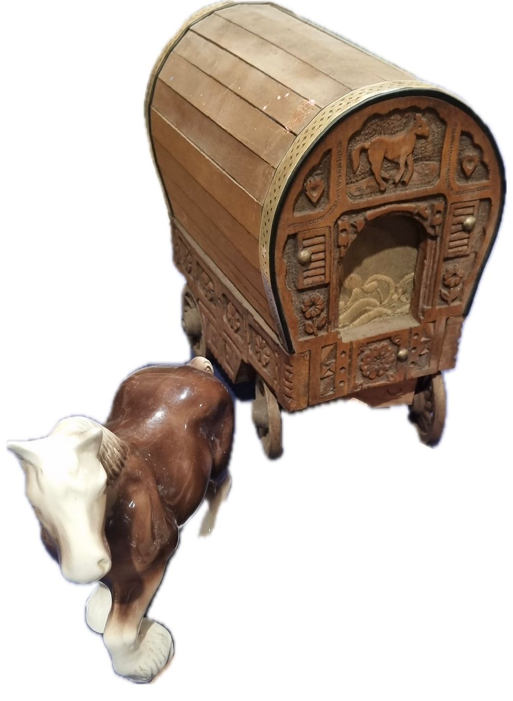 Lot 185: Two Items Comprising a Ceramic Heavy Horse and a Hand-Carved Wooden Romani Vardo Model