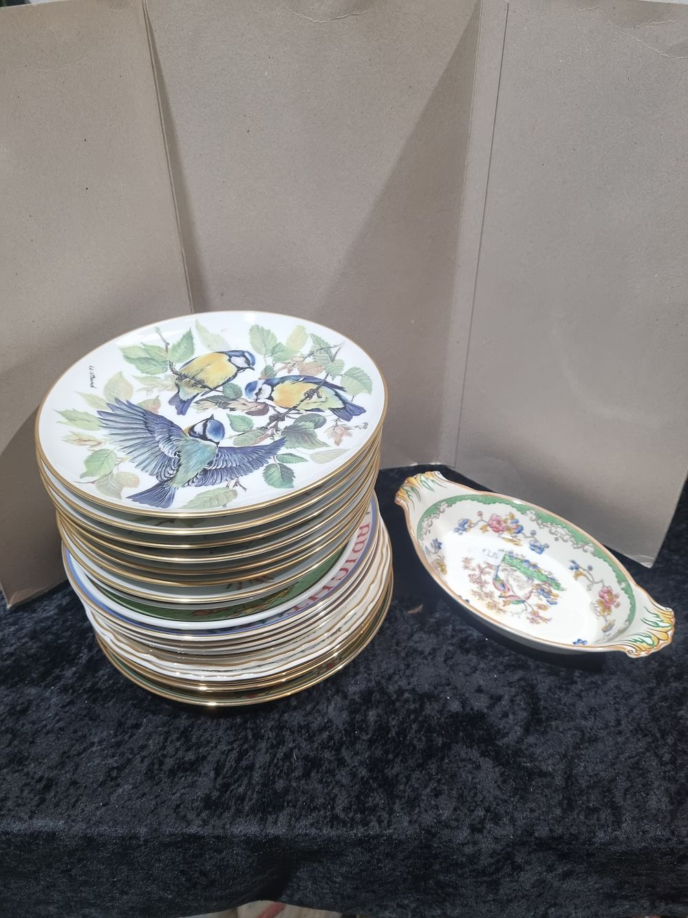 Lot 255: A Collection of Ursula Band for WWF Collector's Plates and a Porcelain Twin-Handled Dish