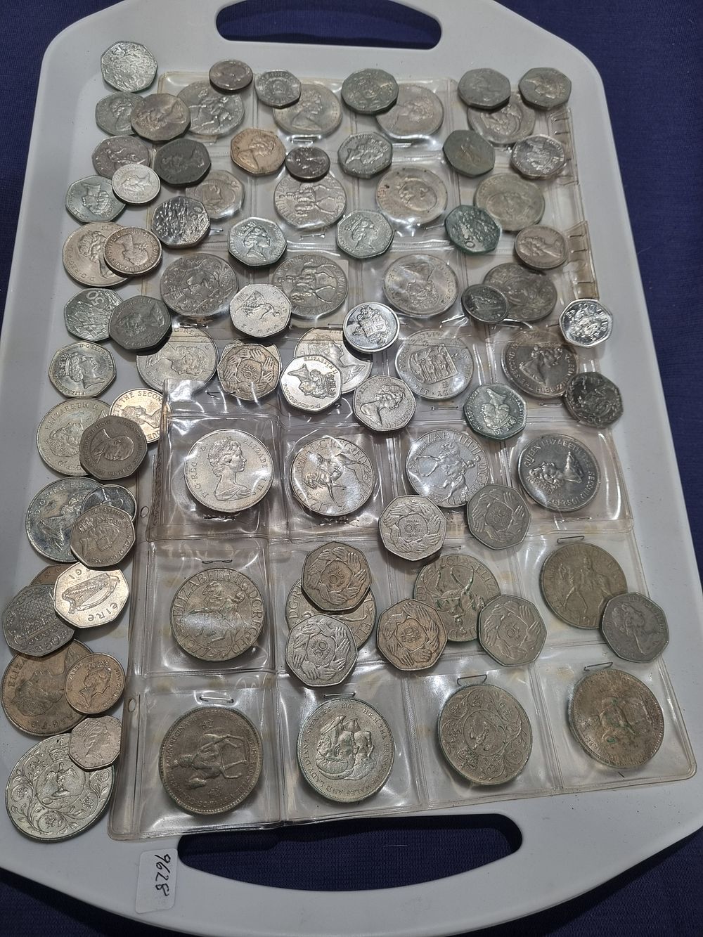 Lot 291: A Collection of UK and Irish Coins including Commemorative Crowns and Decimal Issues
