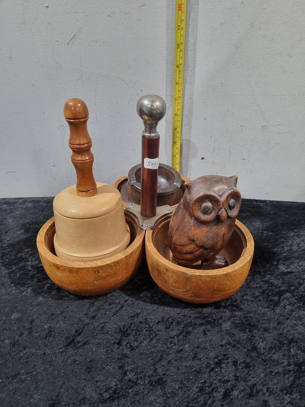 Lot 384: A Collection of Turned and Carved Wooden Kitchenalia and Decorative Items