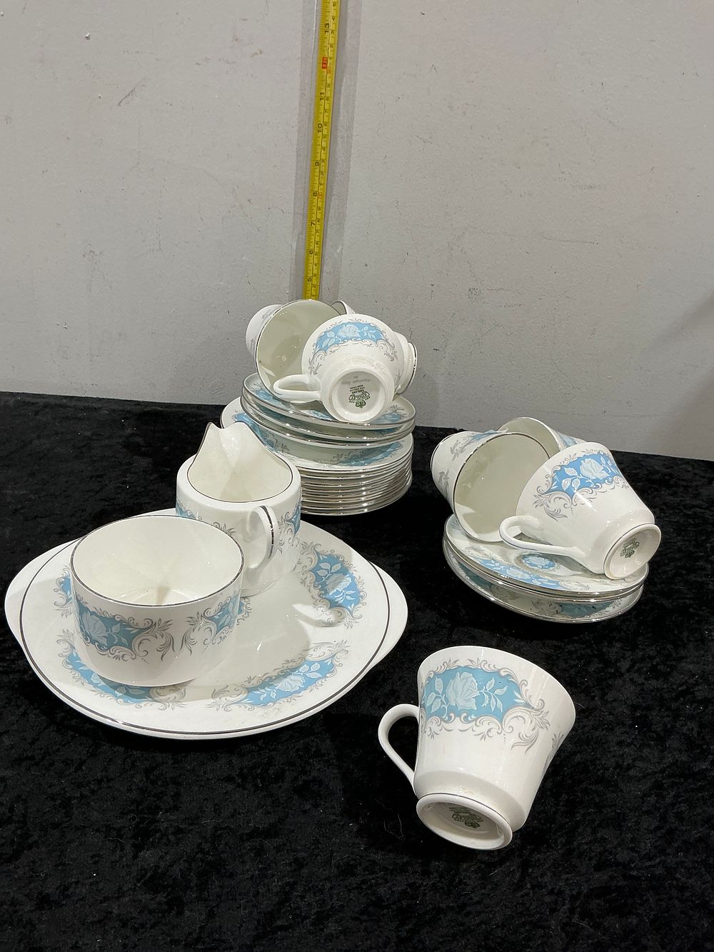 Lot 158: A 21-Piece Aynsley Moonlight Rose Pattern Bone China Tea Service