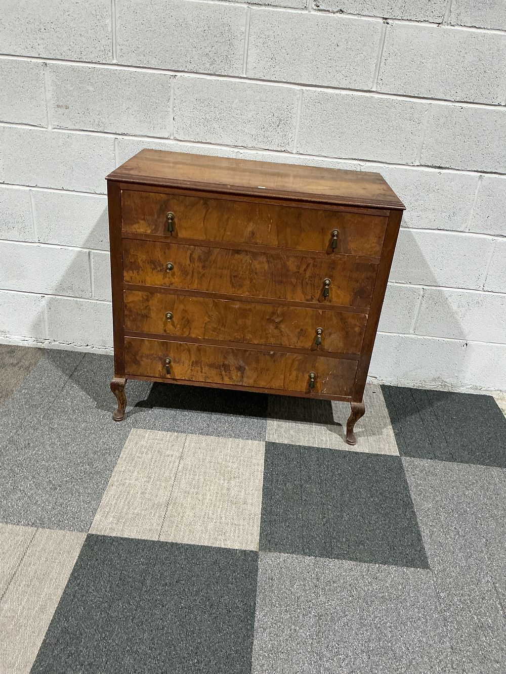 Lot 197: A Queen Anne style burr walnut bachelor's chest of drawers