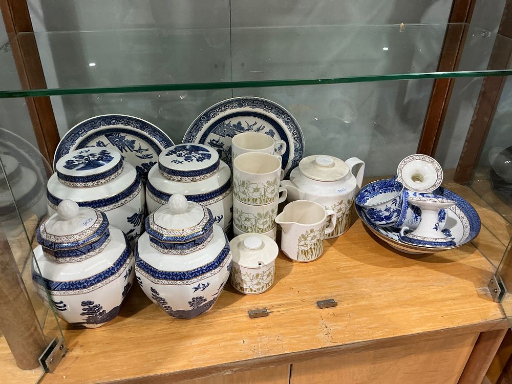 Lot 223: A Collection of Blue and White Willow Pattern and Mid-Century Stylised Floral Ceramic Wares
