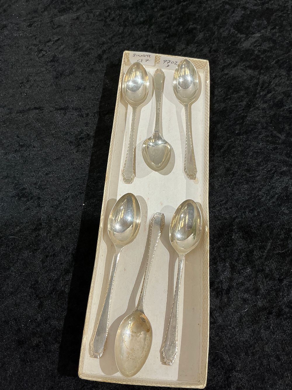 Lot 246: A Set of Art Deco Sterling Silver Coffee Spoons Sheffield 1935
