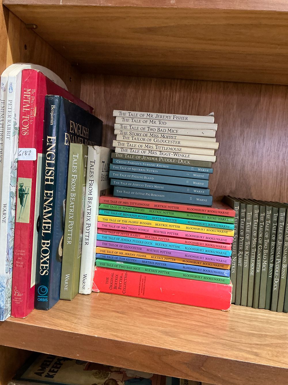 Lot 276: Potter, Beatrix. A Collection of Works by Beatrix Potter and Various Reference Books. Frederick Warne & Co. and Others, v.d. (DJ)