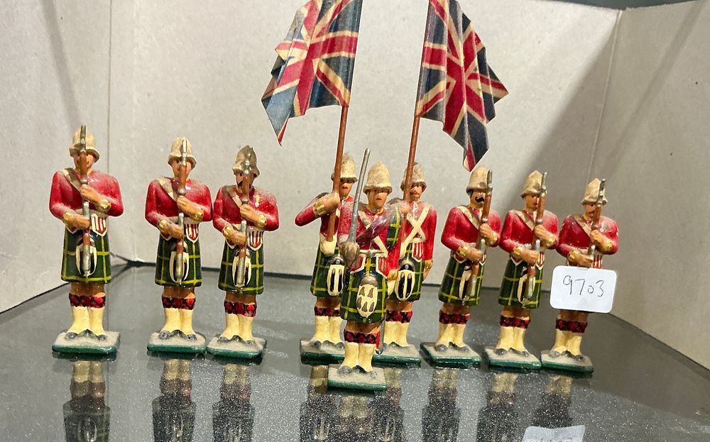 Lot 237: A Group of Vintage Hand-Painted Lead Toy Soldiers Depicting a British Highland Regiment