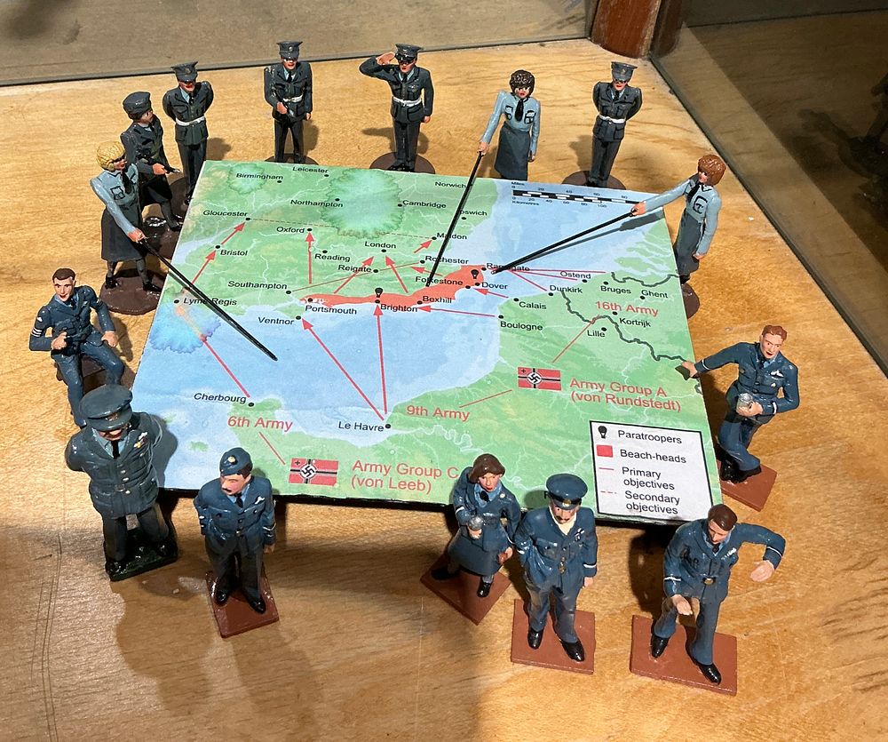 Lot 284: A Set of Fifteen King & Country German Operation Sea Lion Operations Room Miniatures