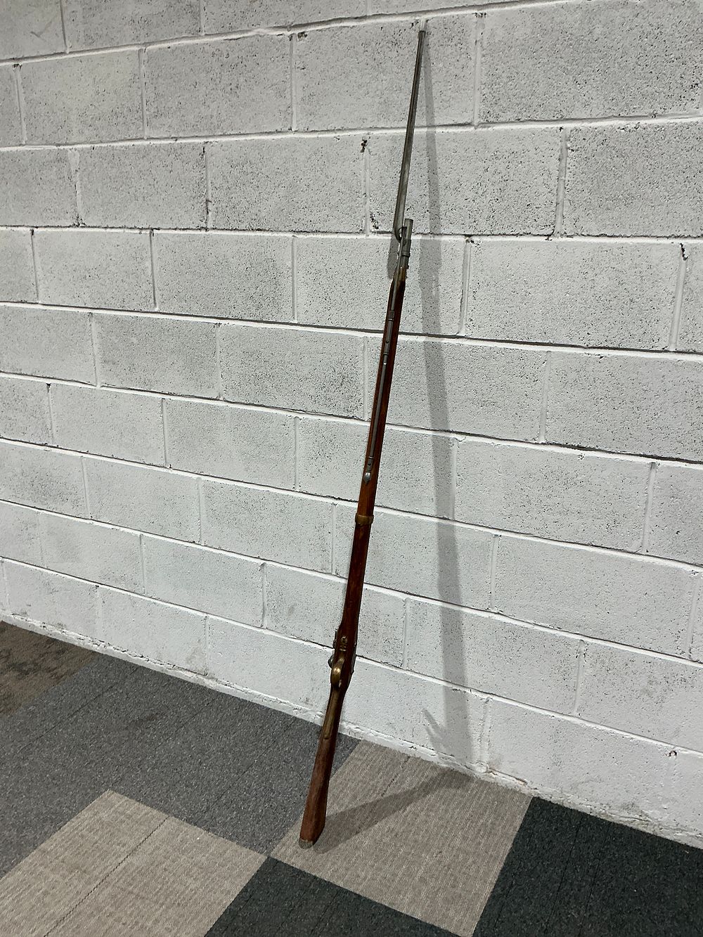 Lot 440: British Short Land Pattern Brown Bess Flintlock Replica Musket .75 Calibre