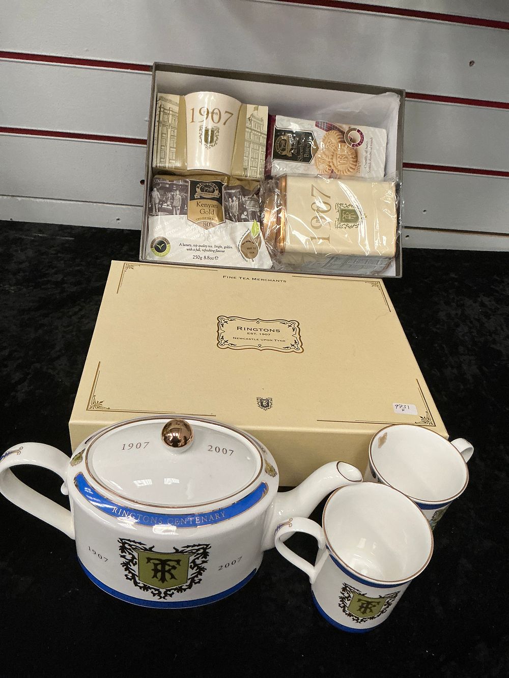 Lot 360: A Ringtons Tea Centenary 1907-2007 Commemorative Gift Set