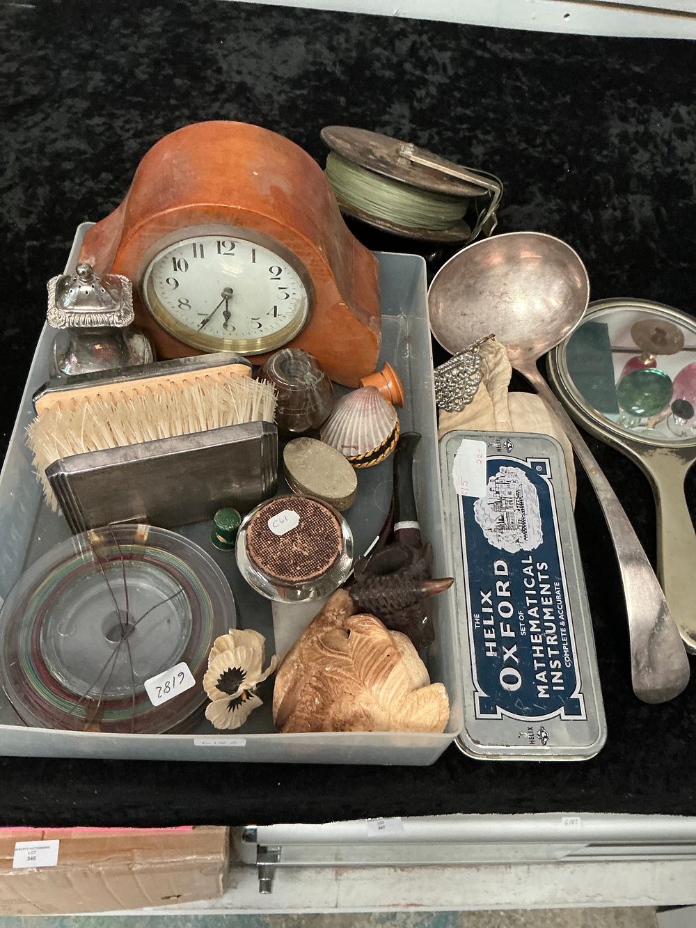 Lot 363: A Collection of Vintage and Antique Collectables and Household Items