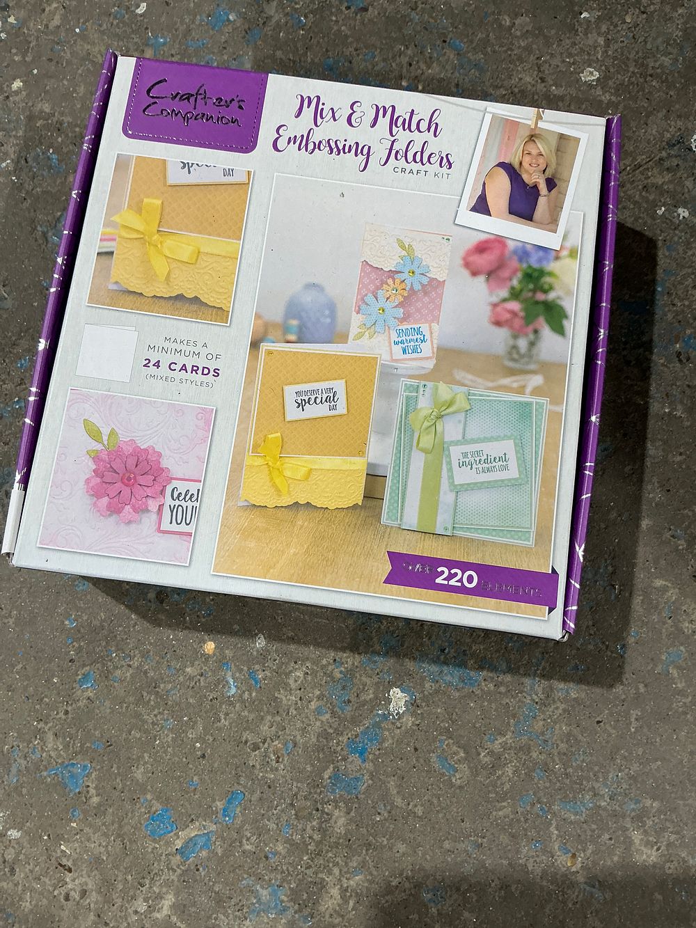 Lot 208: Crafter's Companion Mix & Match Embossing Folders Craft Kit