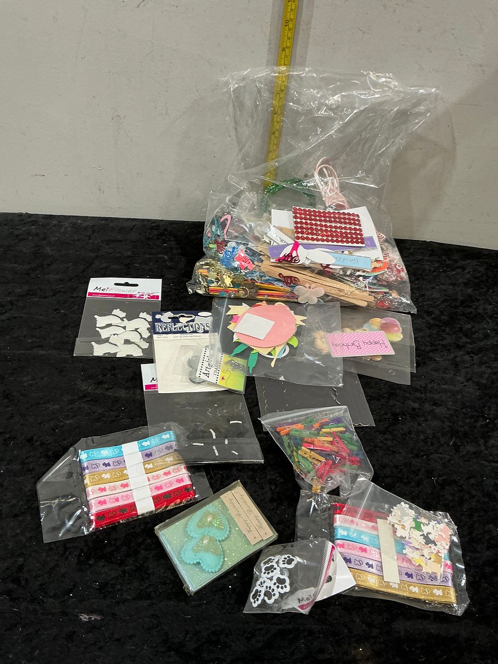 Lot 267: A Collection of Mixed Media Craft and Stationery Supplies