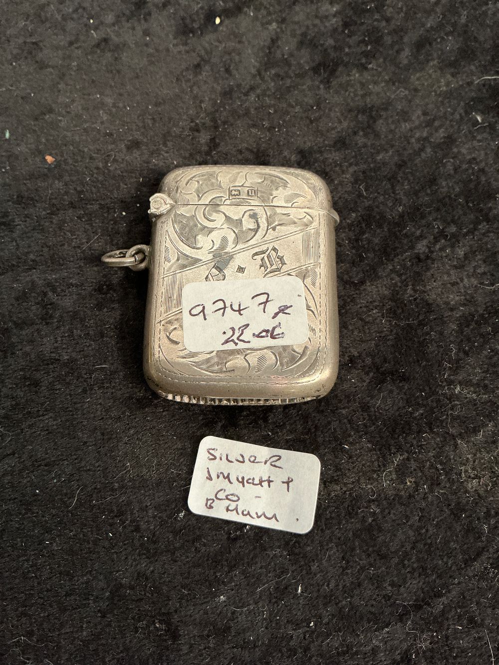 Lot 214: Late Victorian Sterling Silver Vesta Case by J Myatt and Co Birmingham 1894