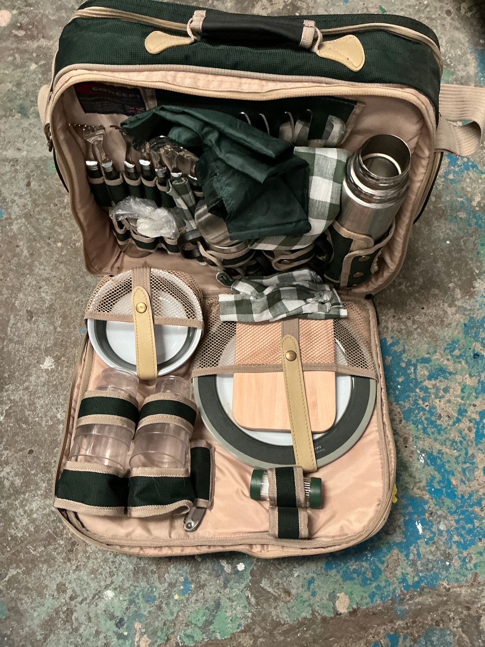 Lot 357: A Concept International Canvas Picnic Backpack Set