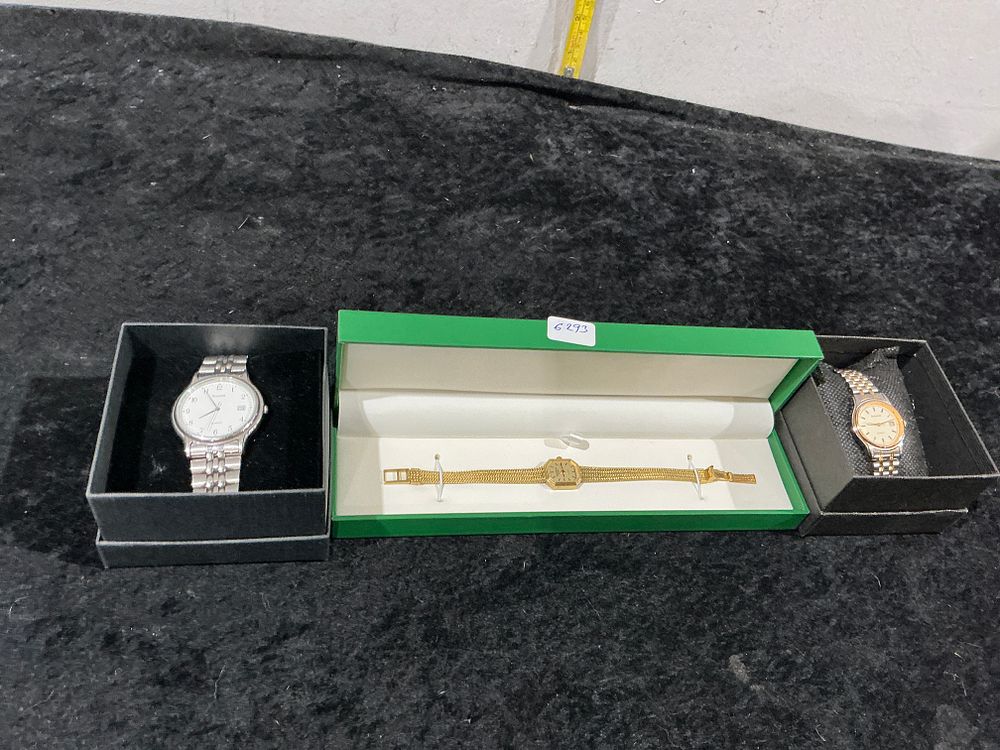 Lot 326: A Trio of Quartz Wristwatches to include Accurist and Arensbergs Bradford examples