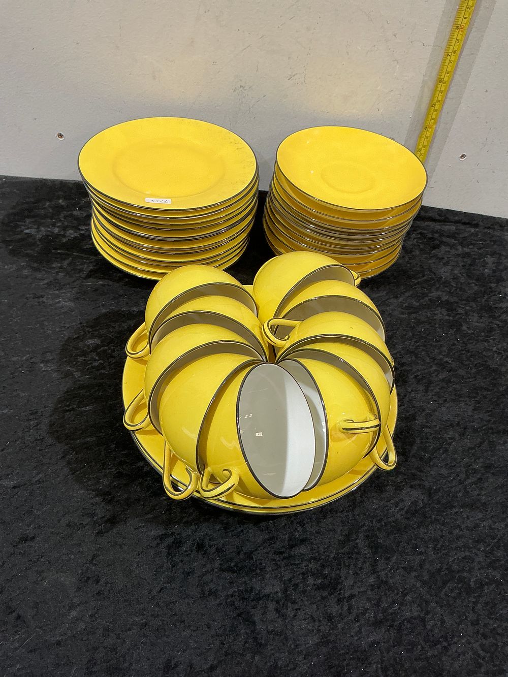 Lot 399: A Victoria Porcelain Tea Set Comprising Twelve Teacups and Twenty Saucers